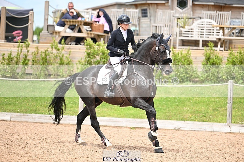 250611-132440-00678 - Cls 4 Snr Newcomers & 1.10m Open