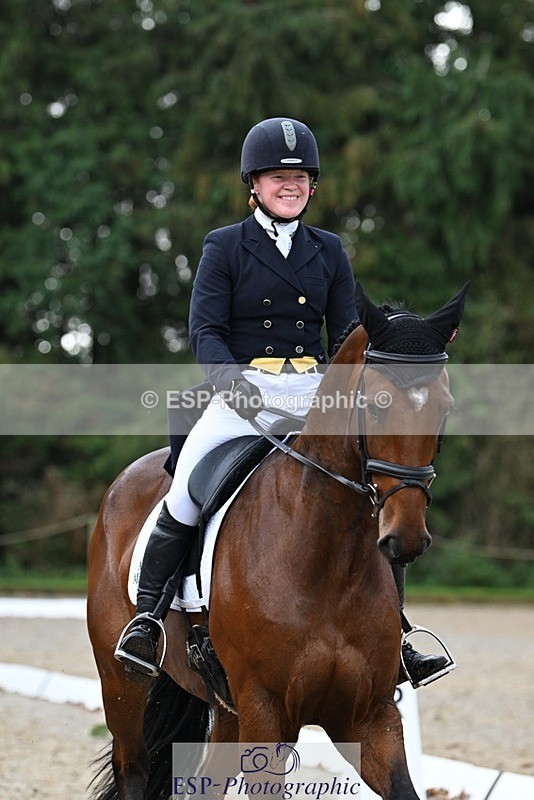 231019-151516-04426 - 062-CLASS.ROMANCE-Eleanor.Hope-DR