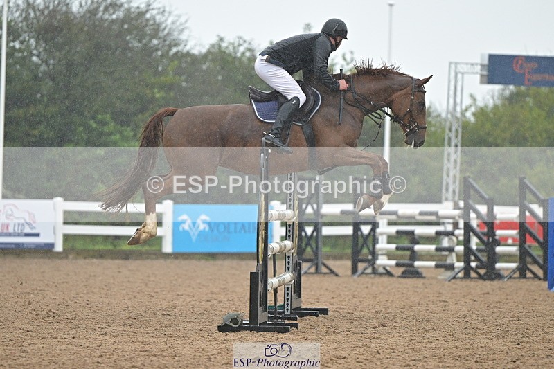 240925A-132140-00834 - Cls 4 Newcomers and 1.10m Open