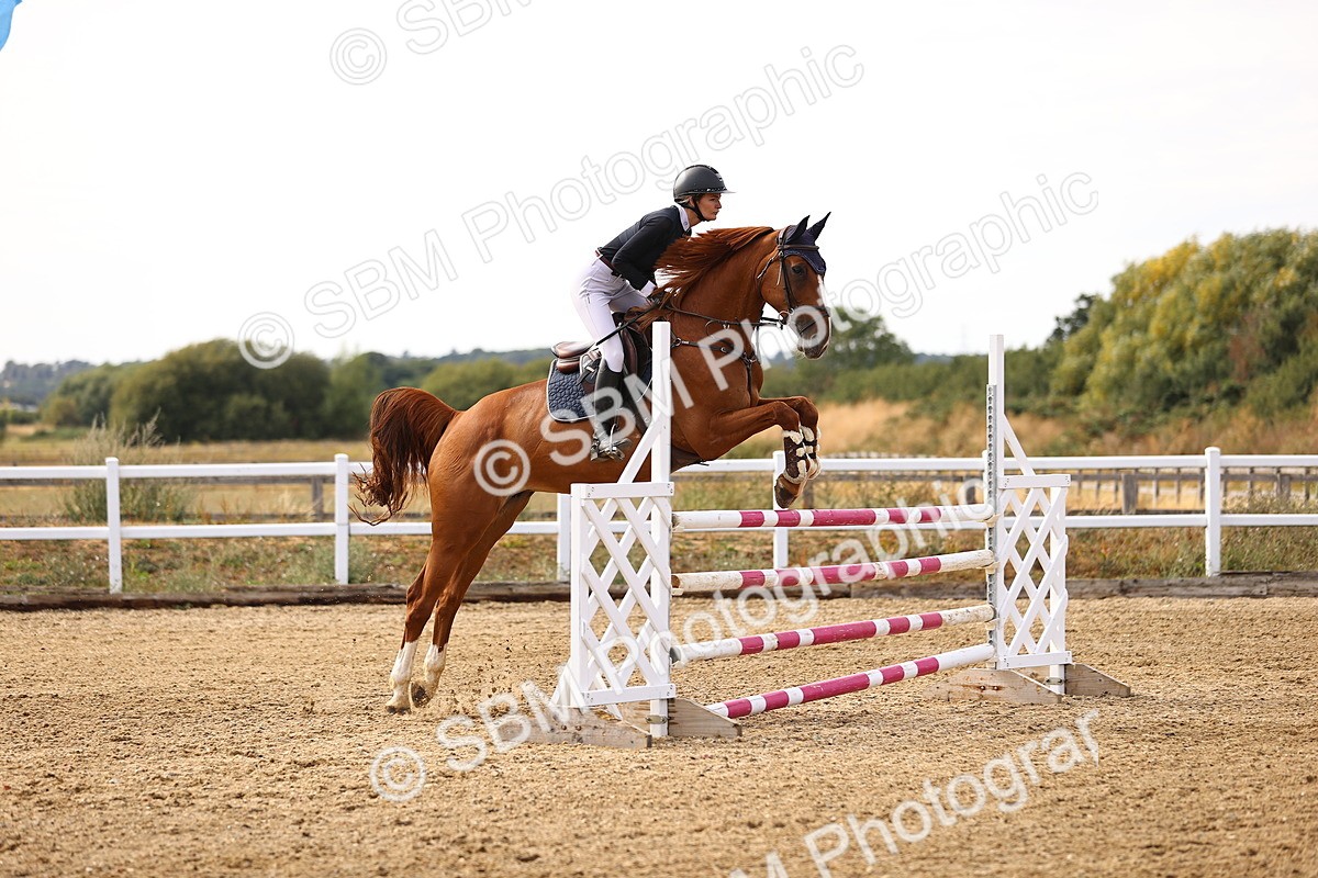 SBM_001528 - Class 6 - Senior Newcomers 1.10m
