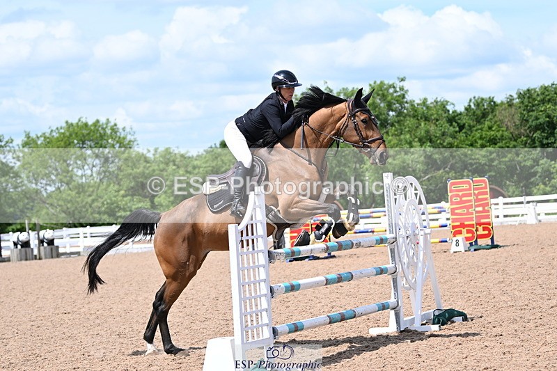 240619A-142425-00574 - Cls 4 Snr Newcomers and 1.10m Open