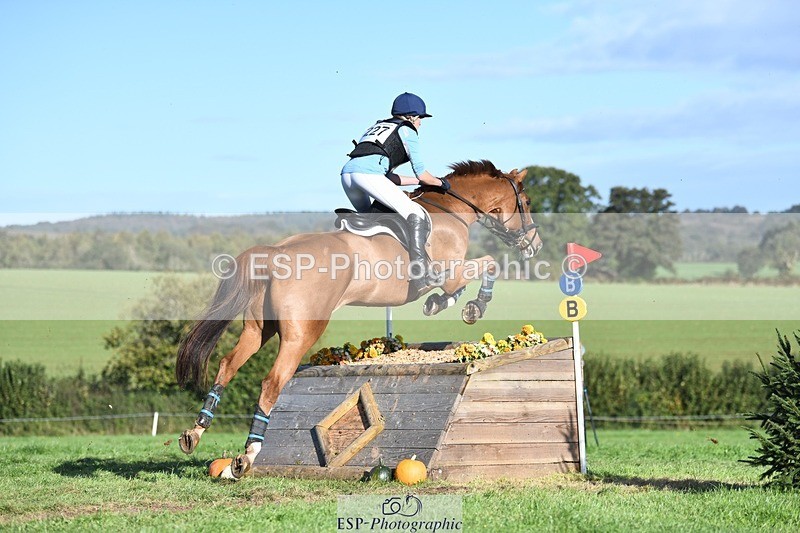 231022-103624-25660 - 227-DHI.GERARD.NITA-Danielle.Watt-XC