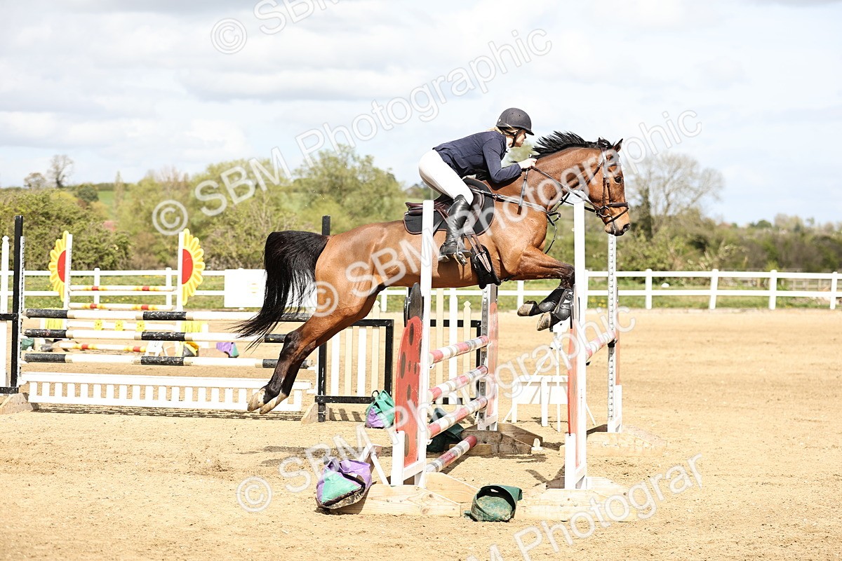 SBM_001222 - Class 4 - Senior Newcomers - 1.10m
