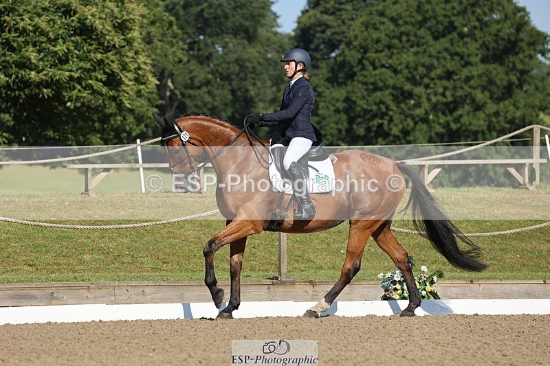 240719-090522-00019 - 171-Sophie_Hawke-Enormouse