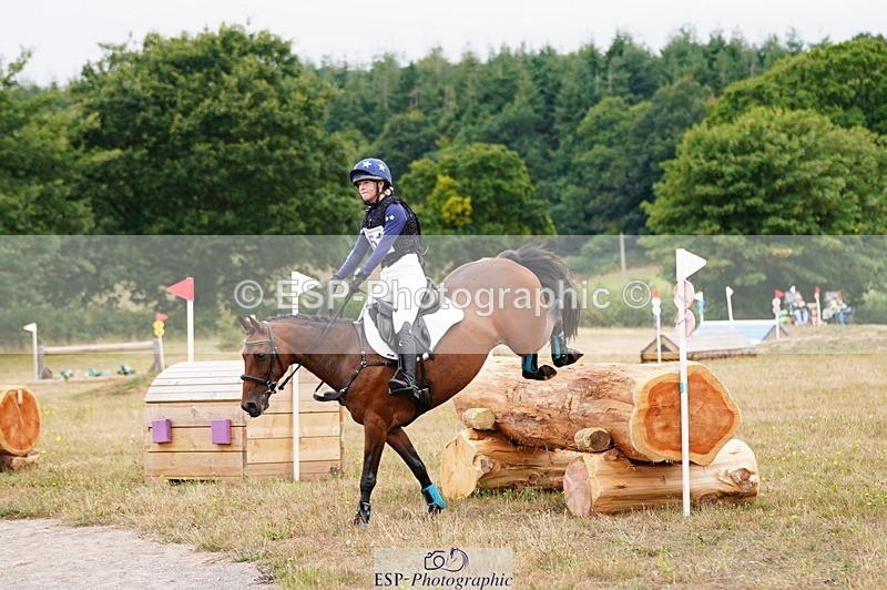 250803A-103248-10244 - K-451-Mae.Jackson-SWEET.RIOT