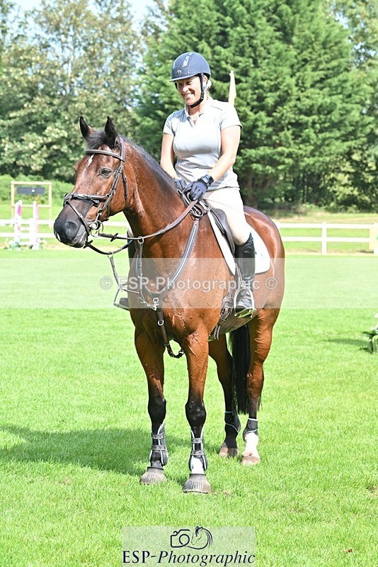 230909-124259-05515 - Cls 11 Snr Foxhunter & 1.20m Open