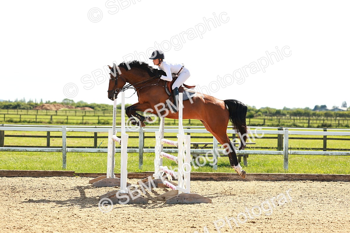 SBM_002785 - Class 4 - Senior Newcomers - 1.10m