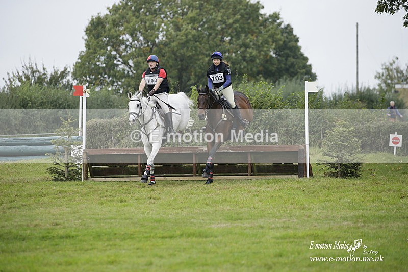  WWHT 171021 1853 - Novice Pairs (0.80m)  17/10/21