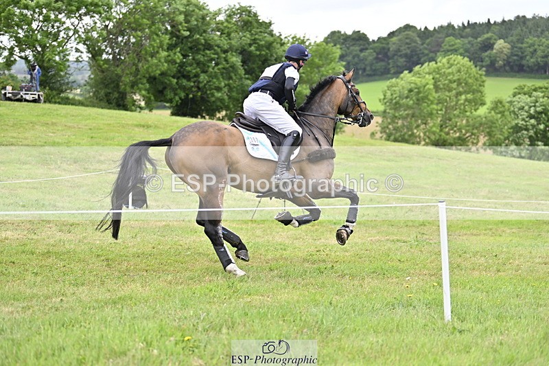 250524A-130354-10306 - B-367-Tom.Grant-QUID