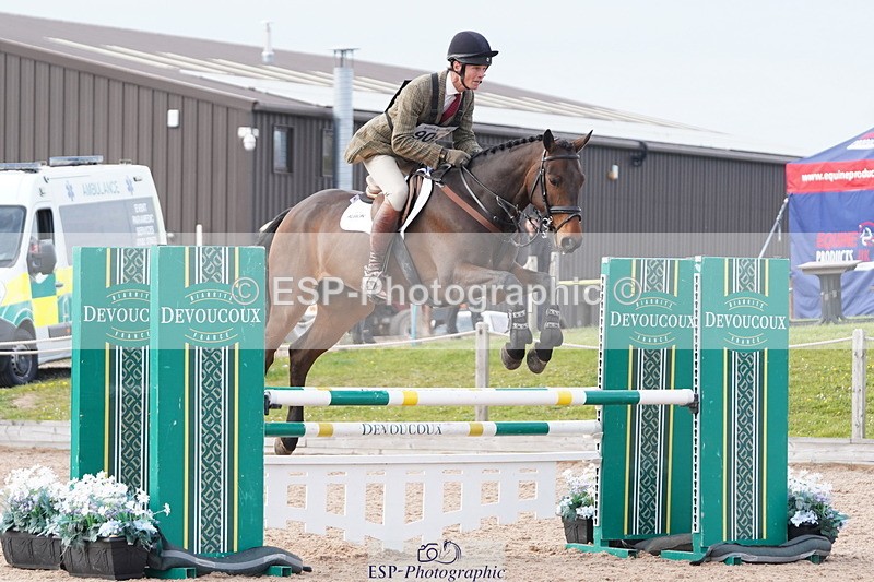 250419-171814-14056 - 909-William.Fox-Pitt-GRANSTOWN.STAR.LOVE