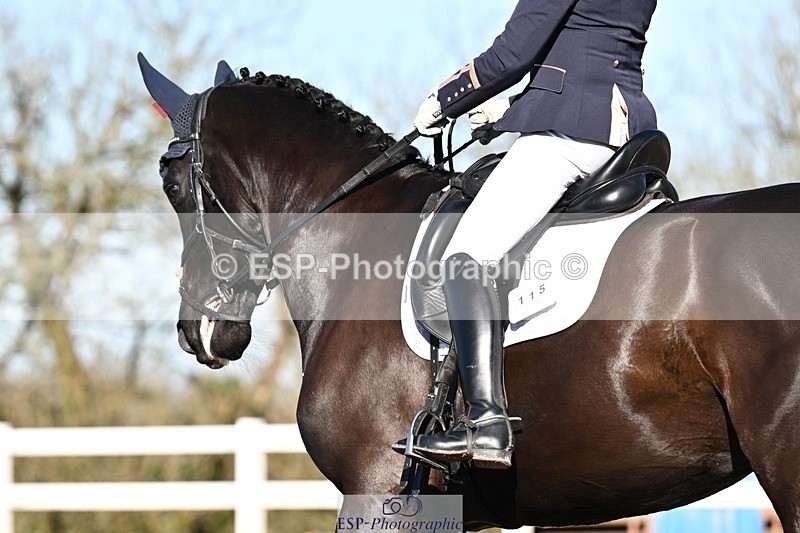 260214-103405-03430 - 115-Louise.Hutchinson