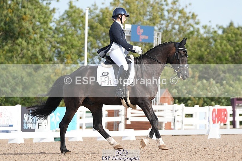 250906-093128-01143 - 083-Chloe.BakerFirst.Date.III