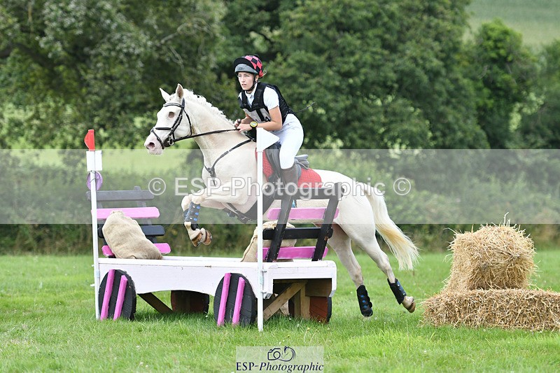 240804-162607-17390 - 614-Jessica_Lee-TULLY_FLOWER