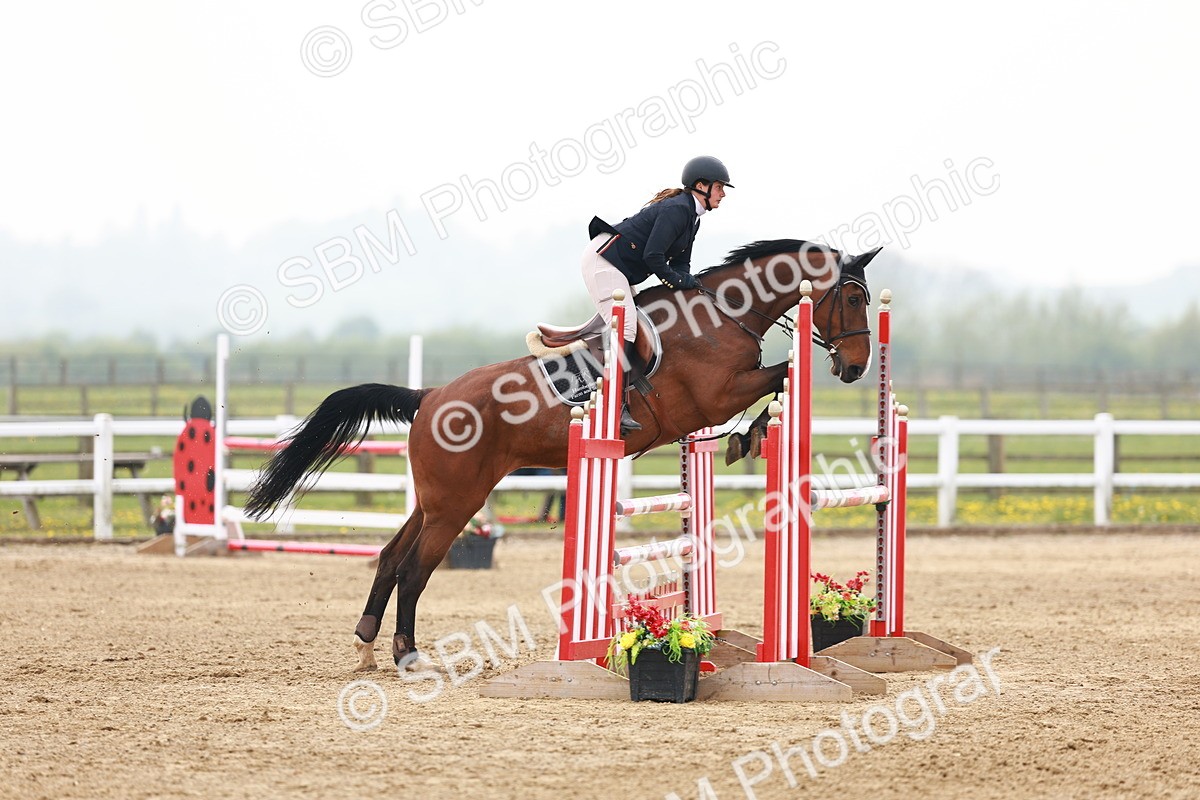  - Class 18 - Senior Newcomers - 1.10m