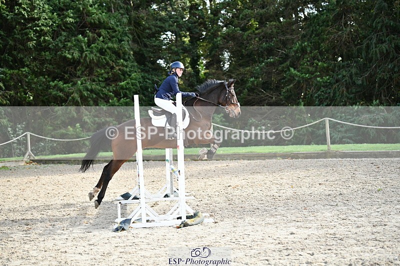 251004A-151314-01734 - Classes 8 & 9 70cm