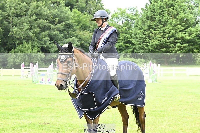 240711-154226-28760 - Cls 118 Snr 1.45m GP Jump Off and Presentations