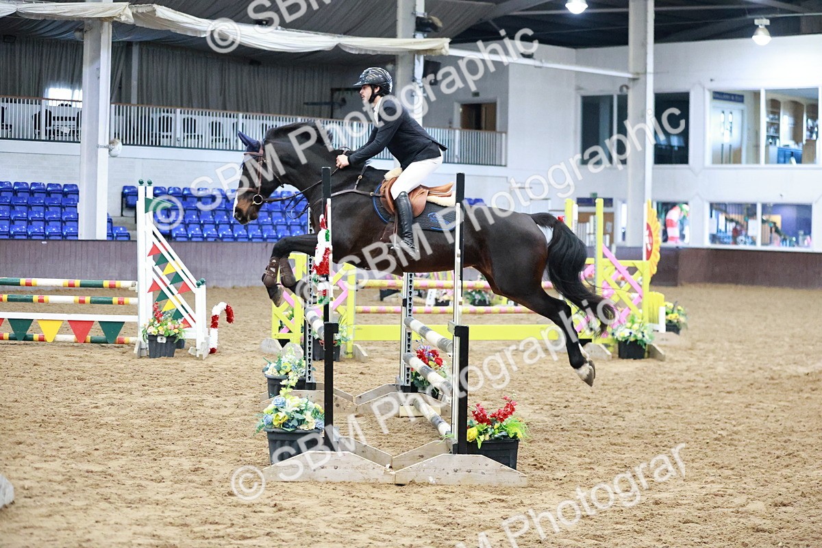 SBM_000323 - Class 2 - Senior British Novice 90cm