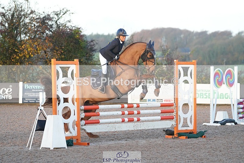 251108-080058-01707 - Cls 8 Clear Round