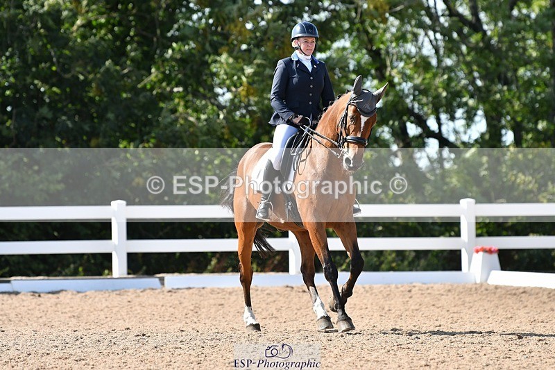 250906-152236-04253 - 119-Kirstie.WrightMill.House.Kann.Eye