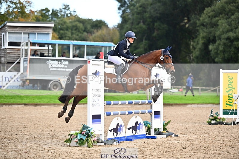 251026A-103025-23626 - D-328-Julia.Knight-Jones