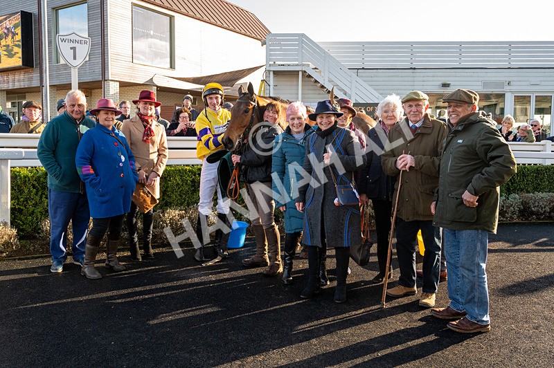 270224-Race 3-Chase A Fortune-6462 - Race 3