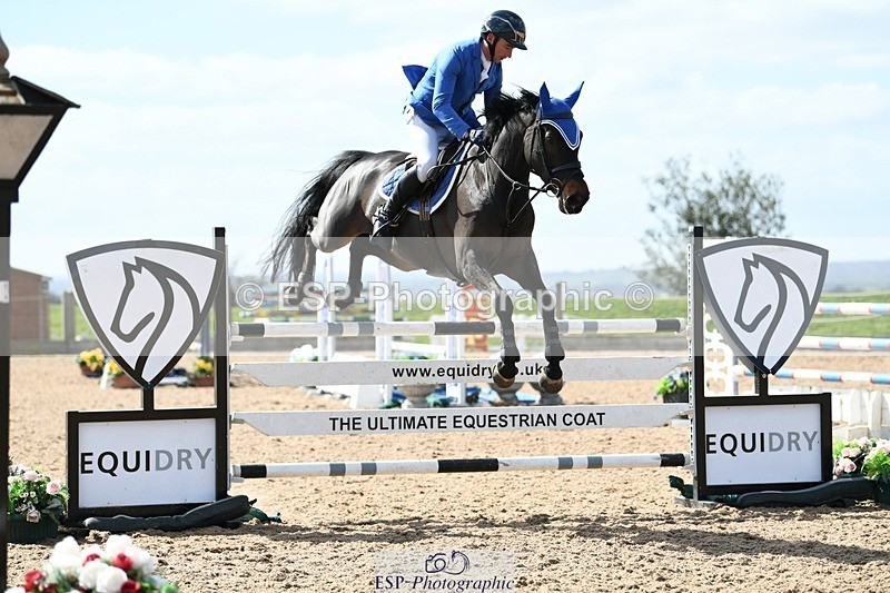 250328-124555-01047 - Cls 3 Snr Foxhunter