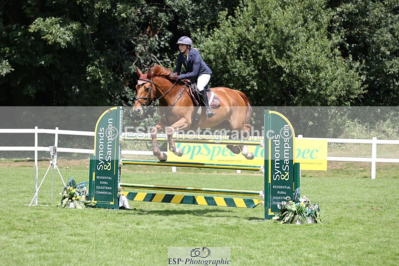 250704A-131127-09725 - Cls 16 Snr Newcomers Jump Off and Presentations