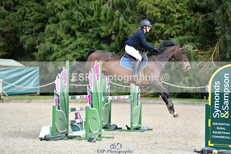 240324-122024-02516 - Cls 9 Snr 1.05m Open