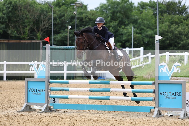 3E7A6416 - Class 4: Senior British Novice/90cm open