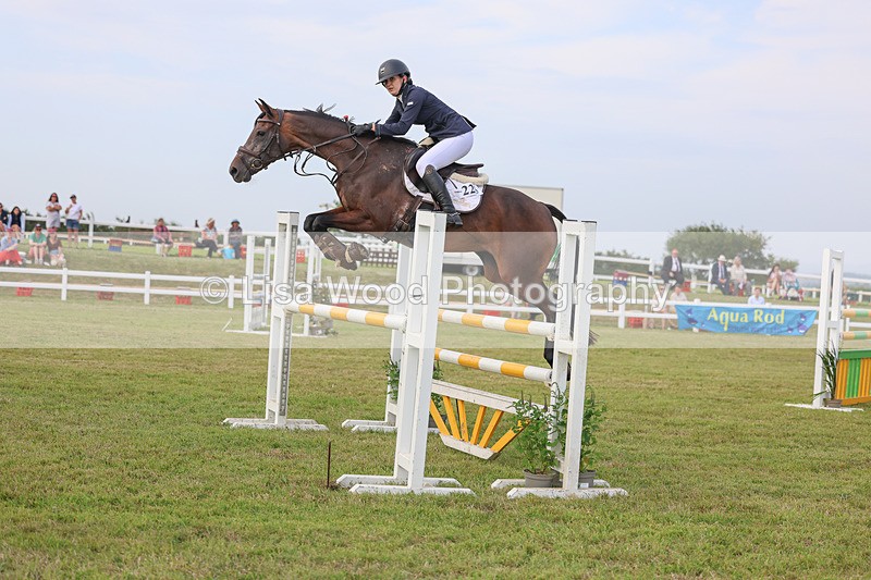 3E7A0958 - Class D: Showjumping Senior Newcomers/1.10m open