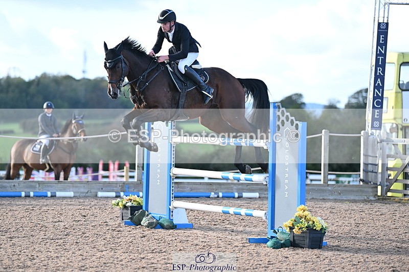 231014A-182143-06427 - Cls 21 National 1.30 & 1.40m Open