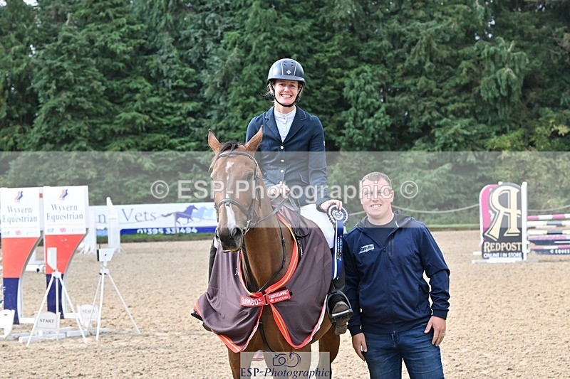 240818-093549-03416 - Cls 8A Snr British Novice