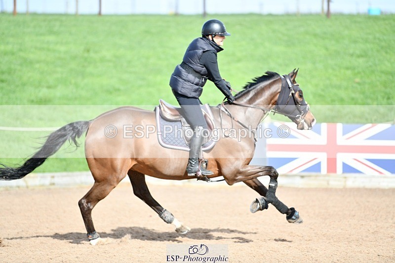 260313-141009-02050 - Cls 3 + 4 Snr Foxhunter and 1.20m Open
