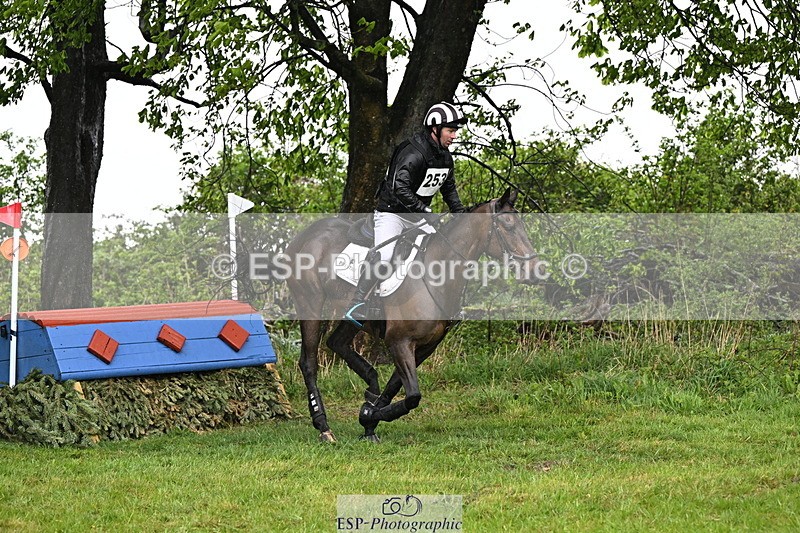 250418-133316-04243 - 253-Rupert.Batting-PICKAPOCKETORTWO