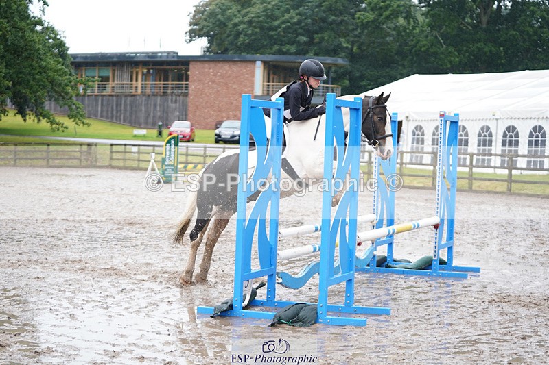 240824X-090422-20554 - 70cm Round 1 8.30 to 9.30