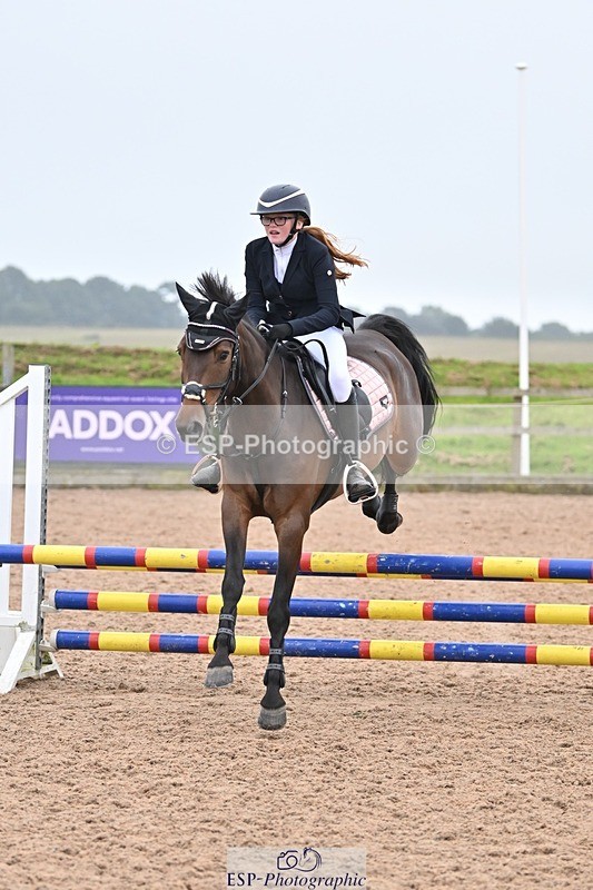 240813-185541-00802 - Classes 5 A&B & 6 80cm