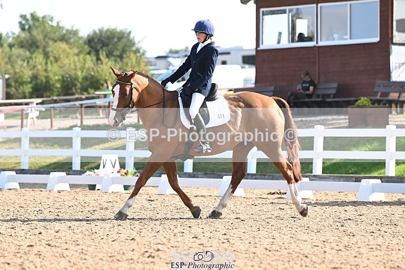 250816-092524-02898 - 076-Melanie.HaslockMinnie.I