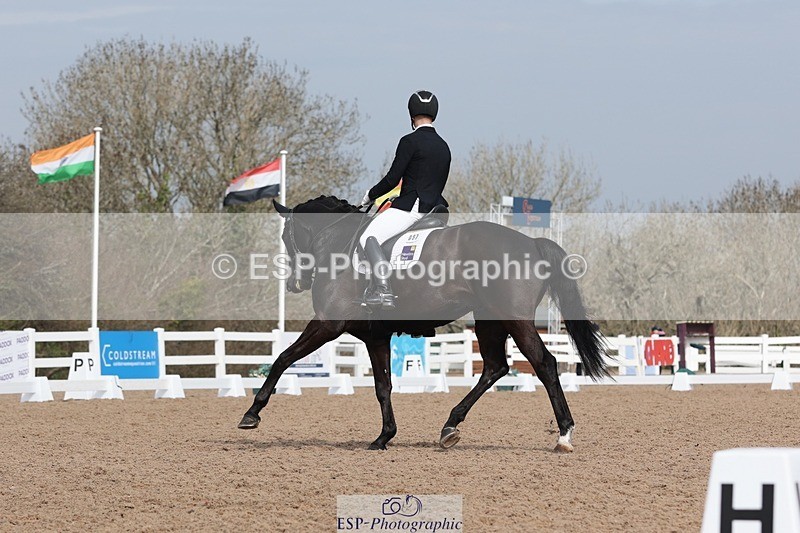 250404-112003-04924 - 093+097-Jennifer.Charleston+Gijs.Van.Vooren