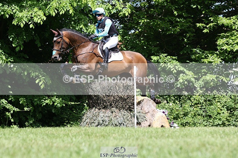 230527-111830-08950 - 305-BARRINGTON_57-Izzy_Taylor-XC