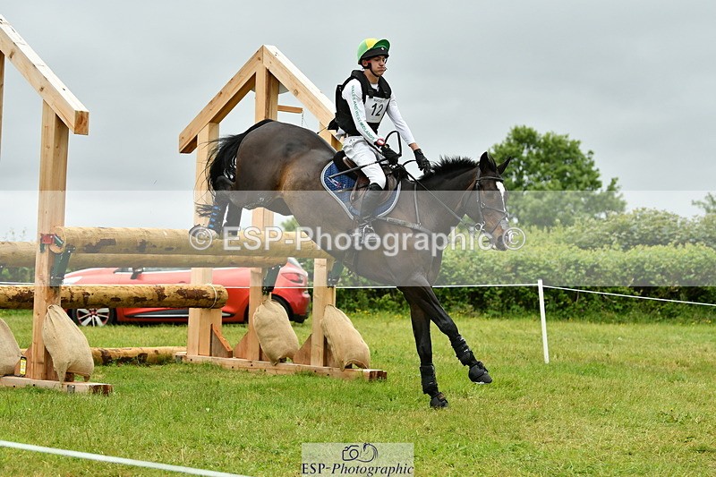 250524A-095726-08625 - A-012-Archie.Tulloch-ZIPPED.UP