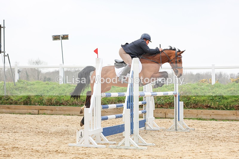 3E7A7728 - Class 8: Senior Newcomers/1.10m open