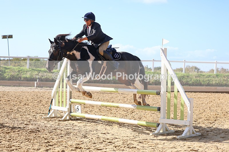 3E7A5462 - Class 10: 90cm open