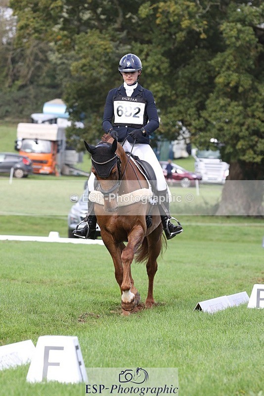 231019-144506-04067 - 682-DOOLIN.DE.REVE-Jasmine.Holmes-DR