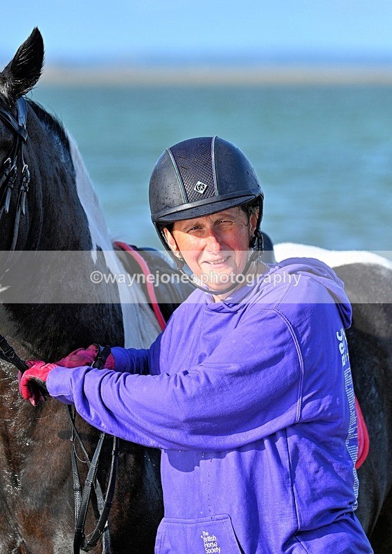 WJ7_3595_1 - Kellie & Churchill ... do Hayling Island 25-08-24