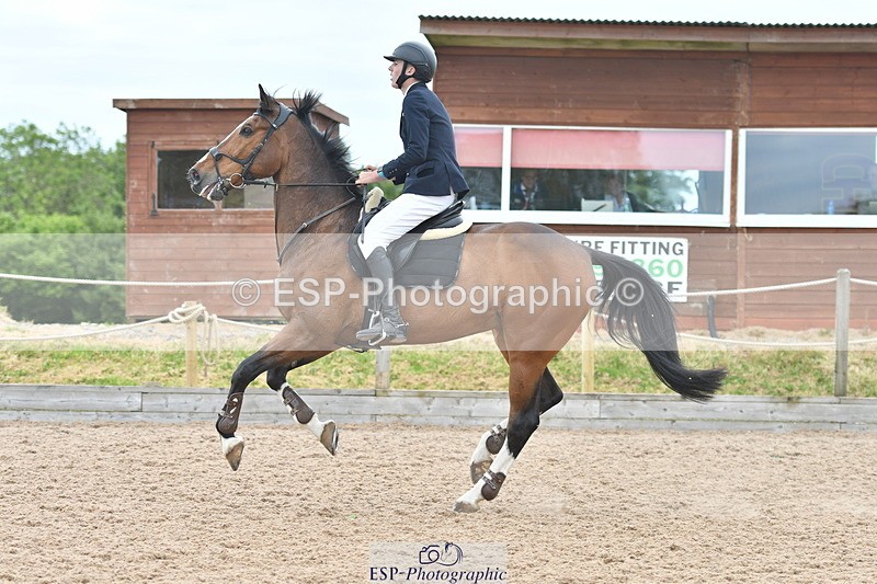 240609A-143909-06266 - Cls 19 Snr Foxhunter and 1.20m Open