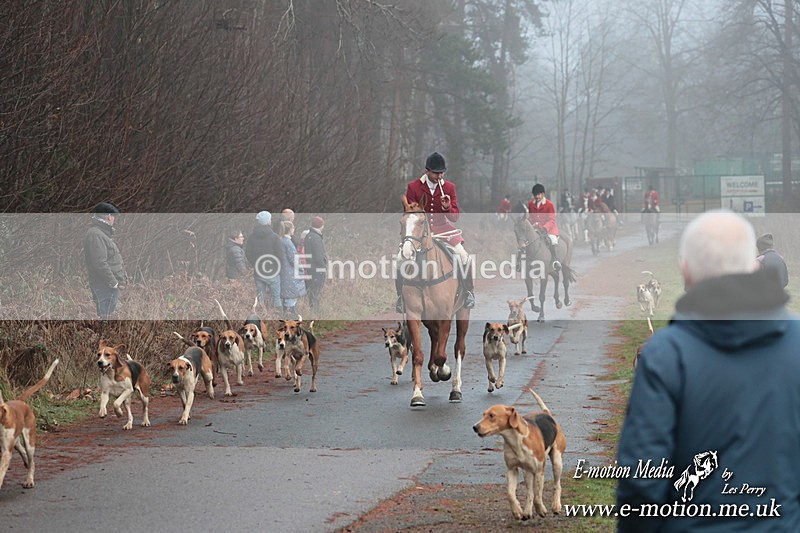 HUPY 261224 160 - Pytchley with Woodland Hunt Boxing Day Meet 26th December 2024