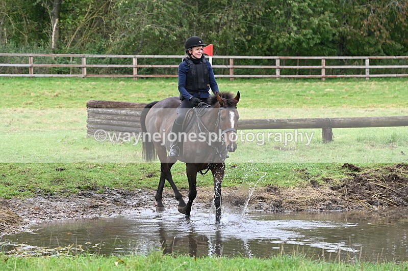 WJ6_5822 - Time at Photographer 12:31 to 12:40