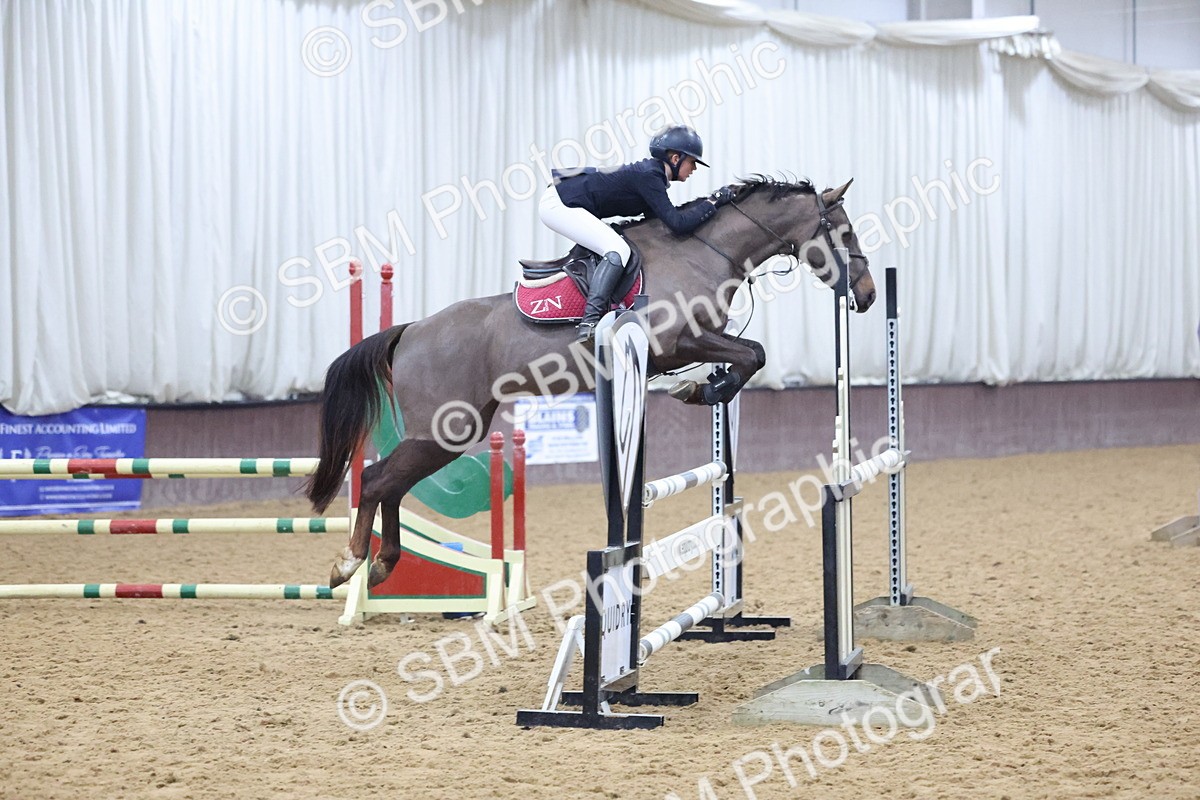 SBM_003181 - Class 11 - Blue Chip Pony Newcomers - 1.00m Open