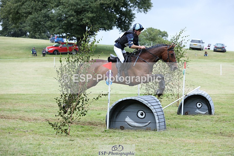 240825X-174033-38402 - 80cm XC 17.30 to End