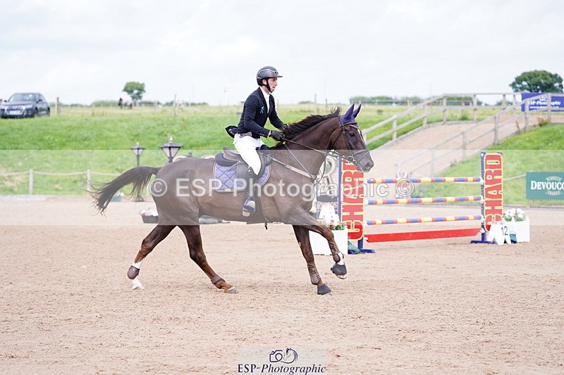 240804A-154622-11513 - Cls 46 Snr Foxhunter